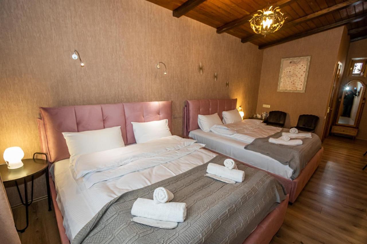 Hotel Old Tbilisi 5 Rooms Esterno foto