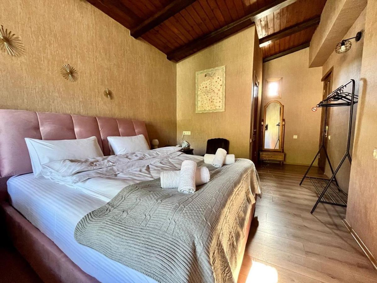 Hotel Old Tbilisi 5 Rooms Esterno foto